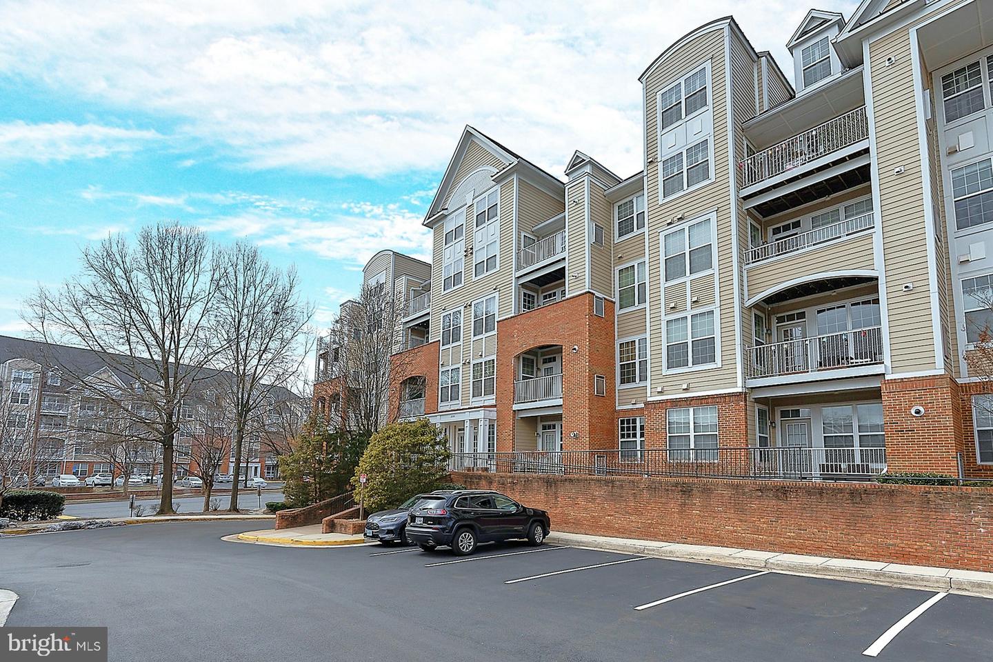 2720 BELLFOREST CT #105, VIENNA, Virginia 22180, 1 Bedroom Bedrooms, ,1 BathroomBathrooms,Residential,For sale,2720 BELLFOREST CT #105,VAFX2221834 MLS # VAFX2221834