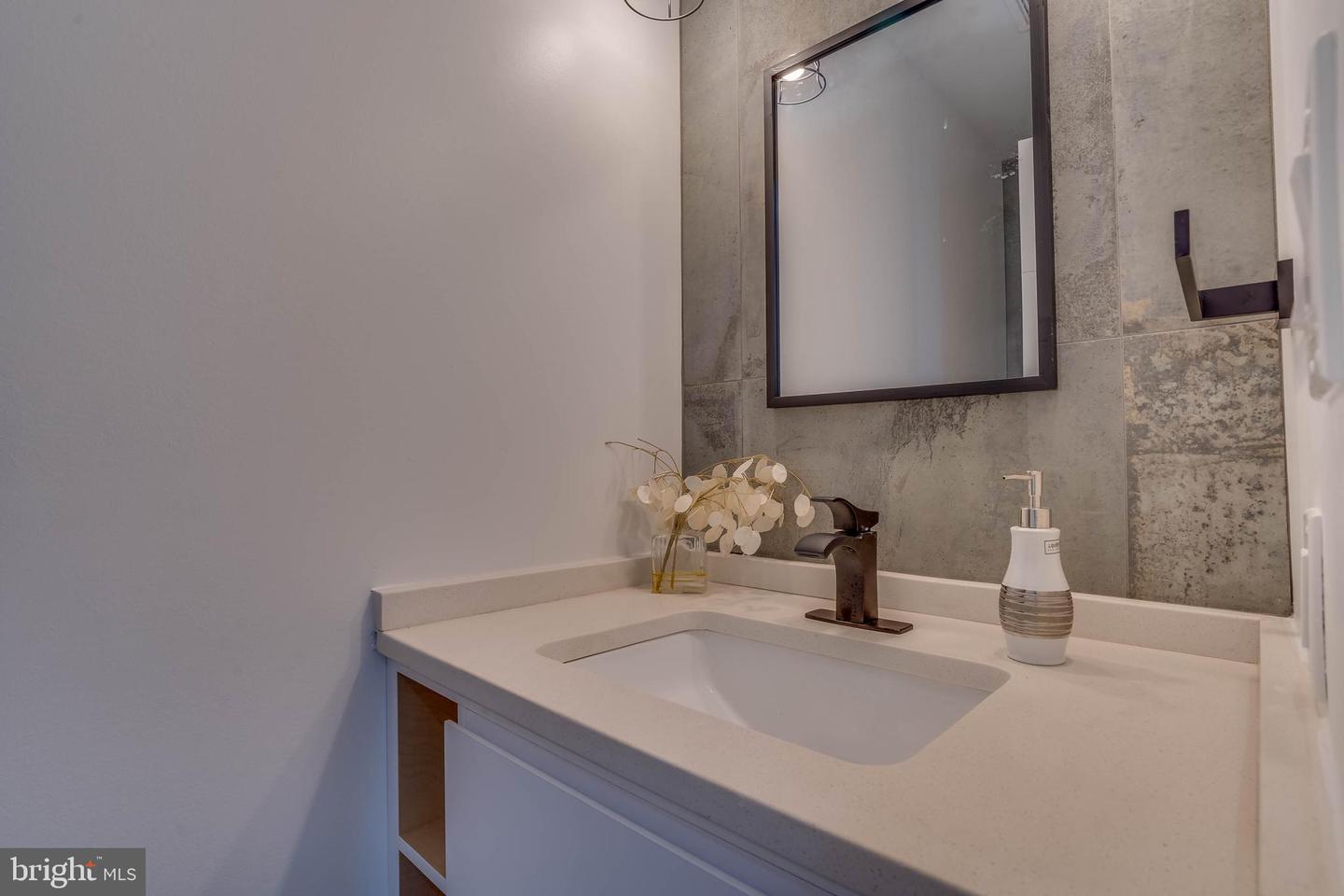 50 O ST NW, WASHINGTON, District Of Columbia 20001, 4 Bedrooms Bedrooms, 12 Rooms Rooms,4 BathroomsBathrooms,Residential,For sale,50 O ST NW,DCDC2186534 MLS # DCDC2186534