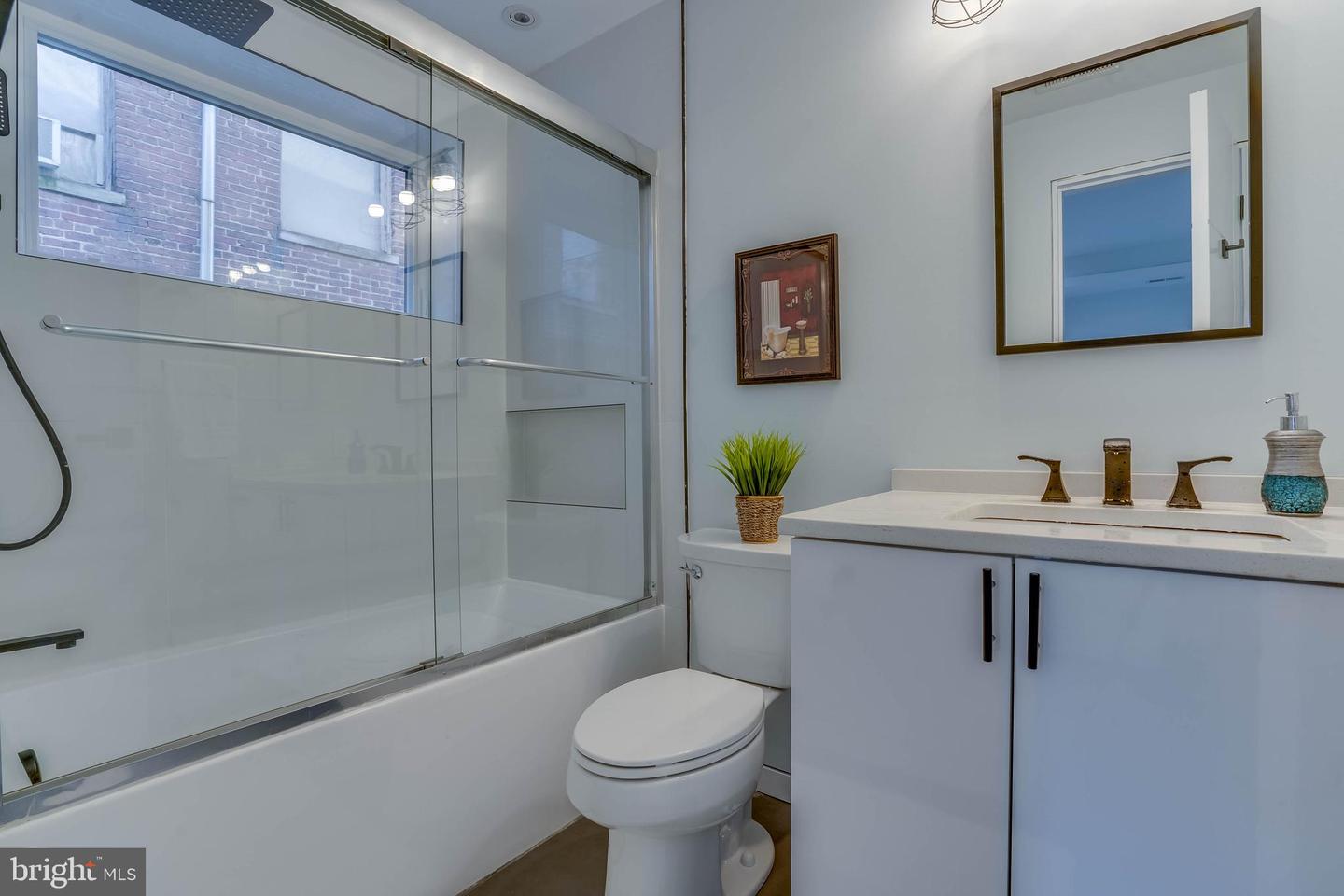 50 O ST NW, WASHINGTON, District Of Columbia 20001, 4 Bedrooms Bedrooms, 12 Rooms Rooms,4 BathroomsBathrooms,Residential,For sale,50 O ST NW,DCDC2186534 MLS # DCDC2186534