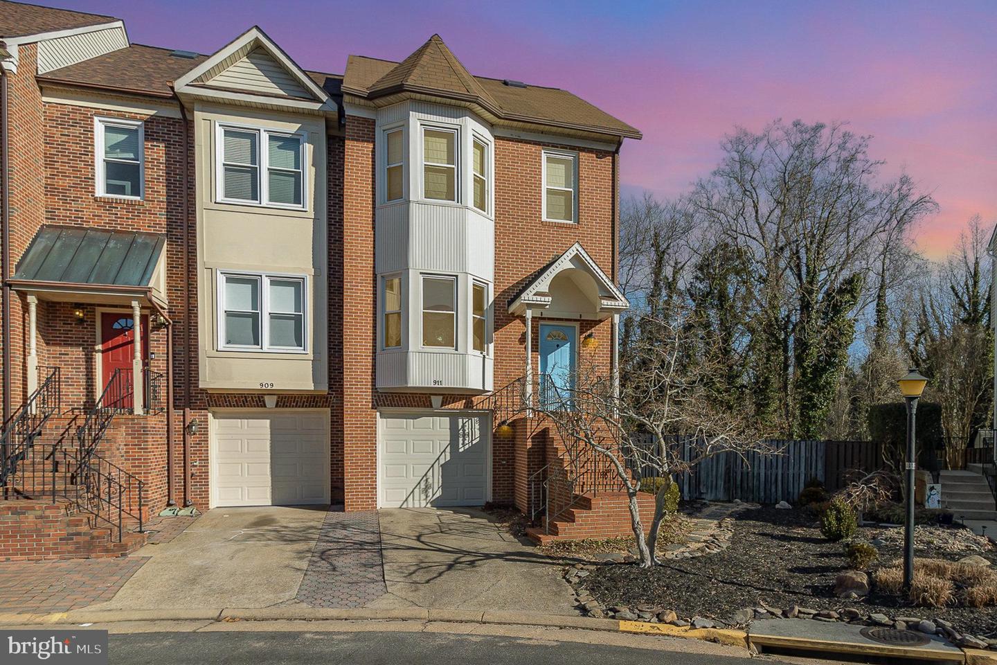 911 SHAW CT, FREDERICKSBURG, Virginia 22405, 2 Bedrooms Bedrooms, ,2 BathroomsBathrooms,Residential,For sale,911 SHAW CT,VAST2035464 MLS # VAST2035464