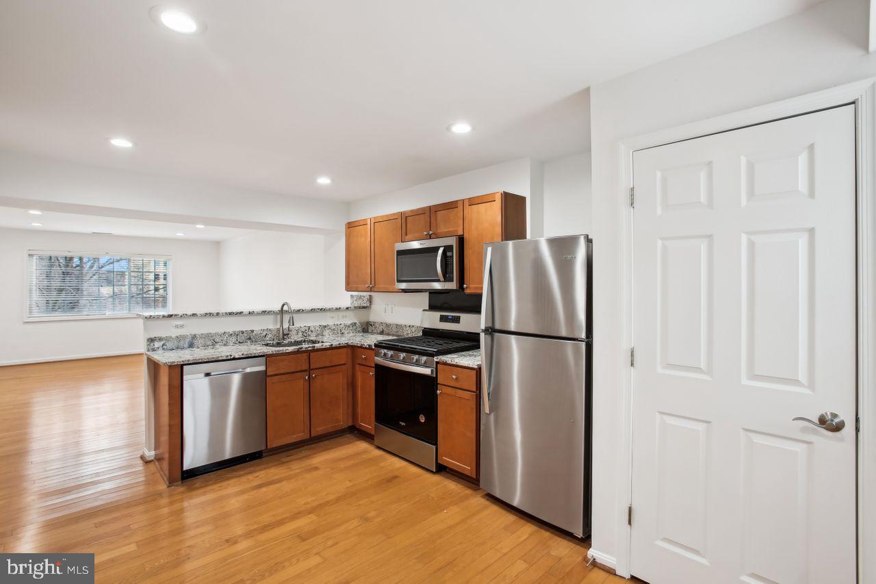 1511-A N VAN DORN ST #1511 A, ALEXANDRIA, Virginia 22304, 2 Bedrooms Bedrooms, ,1 BathroomBathrooms,Residential,For sale,1511-A N VAN DORN ST #1511 A,VAAX2042066 MLS # VAAX2042066