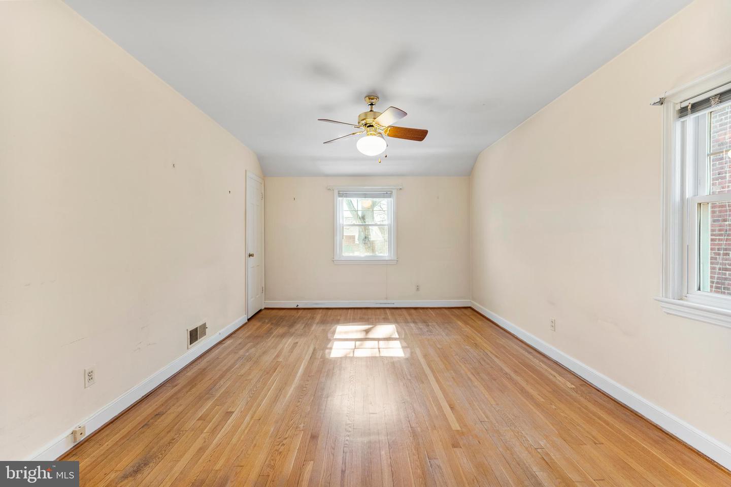 1604 CRITTENDEN ST NE, WASHINGTON, District Of Columbia 20017, 3 Bedrooms Bedrooms, ,2 BathroomsBathrooms,Residential,For sale,1604 CRITTENDEN ST NE,DCDC2186674 MLS # DCDC2186674