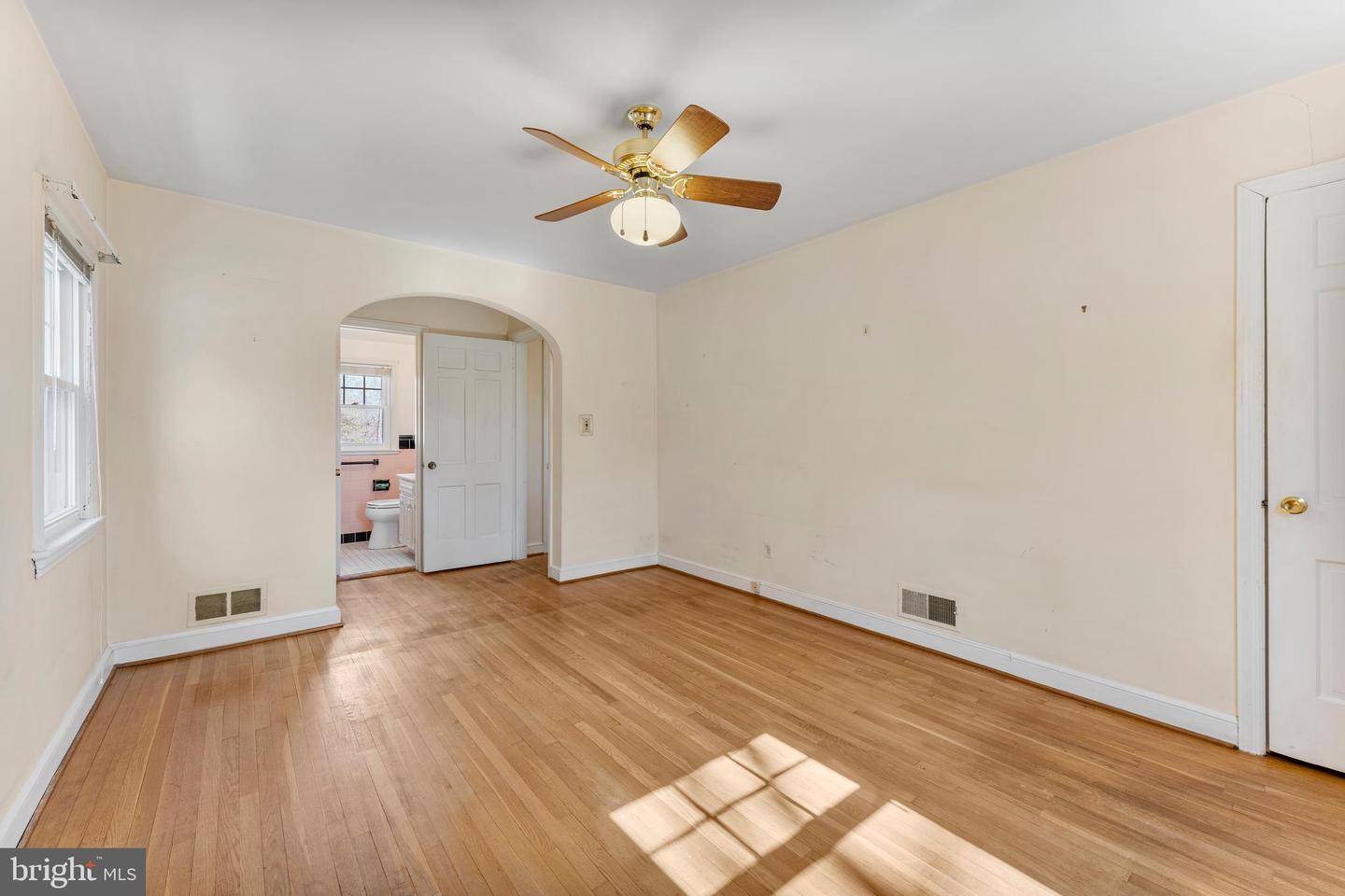 1604 CRITTENDEN ST NE, WASHINGTON, District Of Columbia 20017, 3 Bedrooms Bedrooms, ,2 BathroomsBathrooms,Residential,For sale,1604 CRITTENDEN ST NE,DCDC2186674 MLS # DCDC2186674