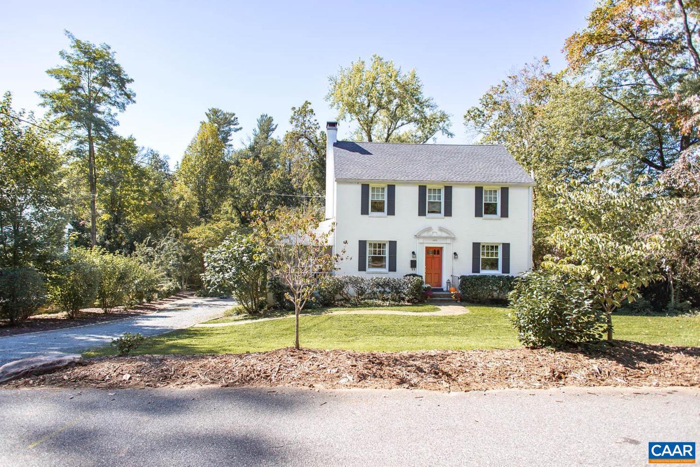 1870 WAYSIDE PL, CHARLOTTESVILLE, Virginia 22903, 5 Bedrooms Bedrooms, ,3 BathroomsBathrooms,Residential,For sale,1870 WAYSIDE PL,657774 MLS # 657774