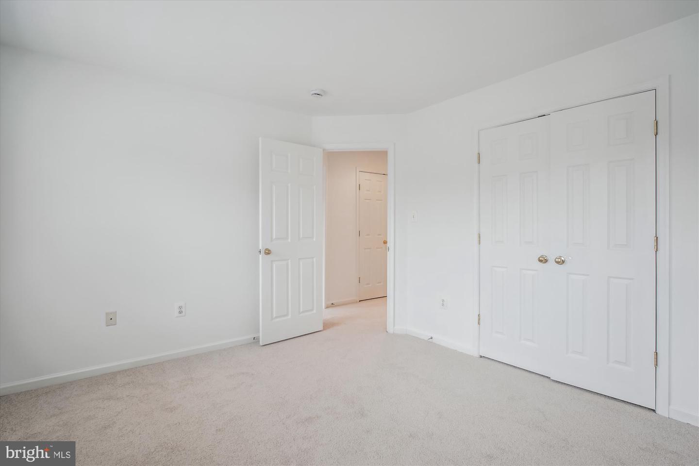 4207 VERNOY HILLS CMN, FAIRFAX, Virginia 22033, 3 Bedrooms Bedrooms, ,2 BathroomsBathrooms,Residential,For sale,4207 VERNOY HILLS CMN,VAFX2210514 MLS # VAFX2210514