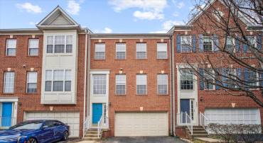 4207 VERNOY HILLS CMN, FAIRFAX, Virginia 22033, 3 Bedrooms Bedrooms, ,2 BathroomsBathrooms,Residential,For sale,4207 VERNOY HILLS CMN,VAFX2210514 MLS # VAFX2210514