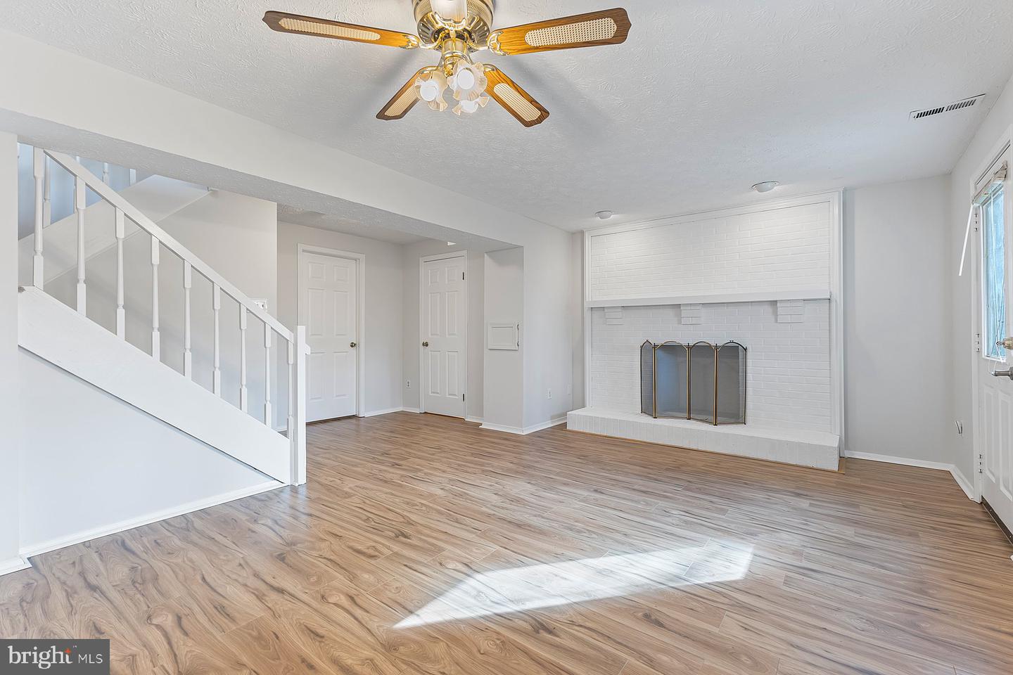 8031 ORANGE PLANK RD, SPRINGFIELD, Virginia 22153, 3 Bedrooms Bedrooms, ,2 BathroomsBathrooms,Residential,For sale,8031 ORANGE PLANK RD,VAFX2212428 MLS # VAFX2212428