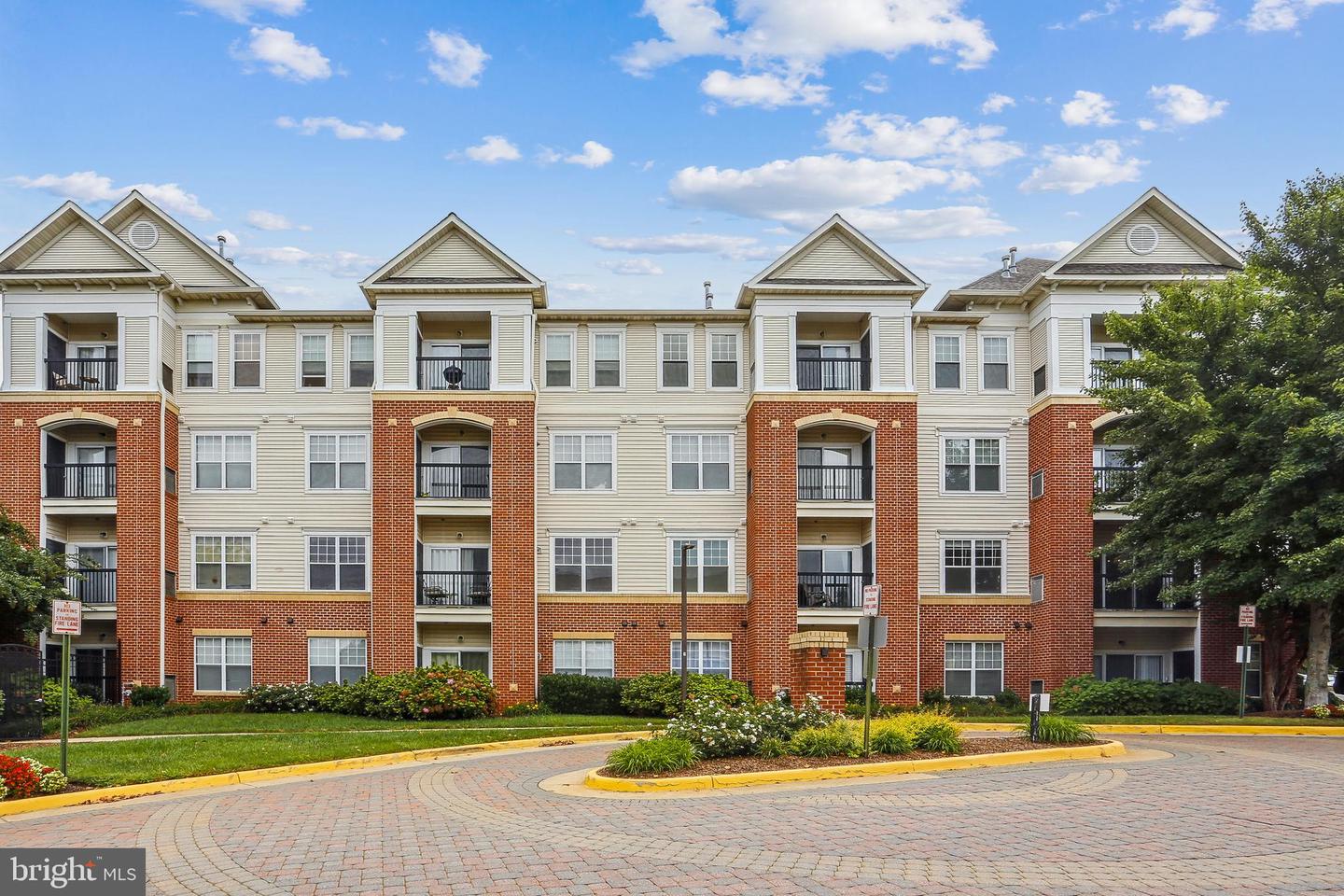 3851 ARISTOTLE CT #318, FAIRFAX, Virginia 22030, 1 Bedroom Bedrooms, ,1 BathroomBathrooms,Residential,For sale,3851 ARISTOTLE CT #318,VAFX2217968 MLS # VAFX2217968