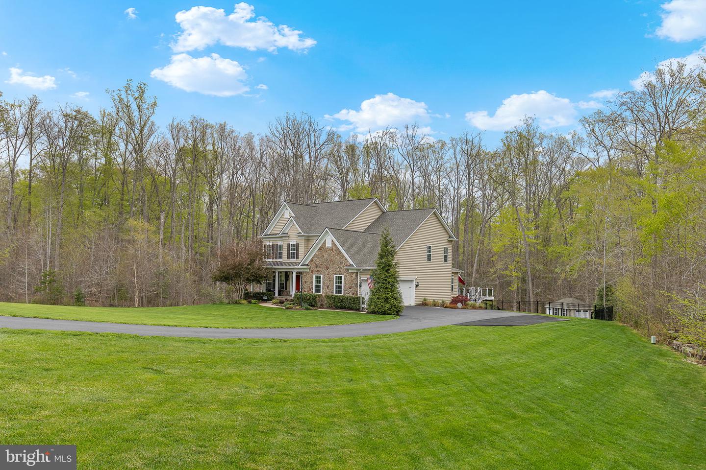 365 WAKEROBIN DR, STAFFORD, Virginia 22556, 6 Bedrooms Bedrooms, ,5 BathroomsBathrooms,Residential,For sale,365 WAKEROBIN DR,VAST2035880 MLS # VAST2035880
