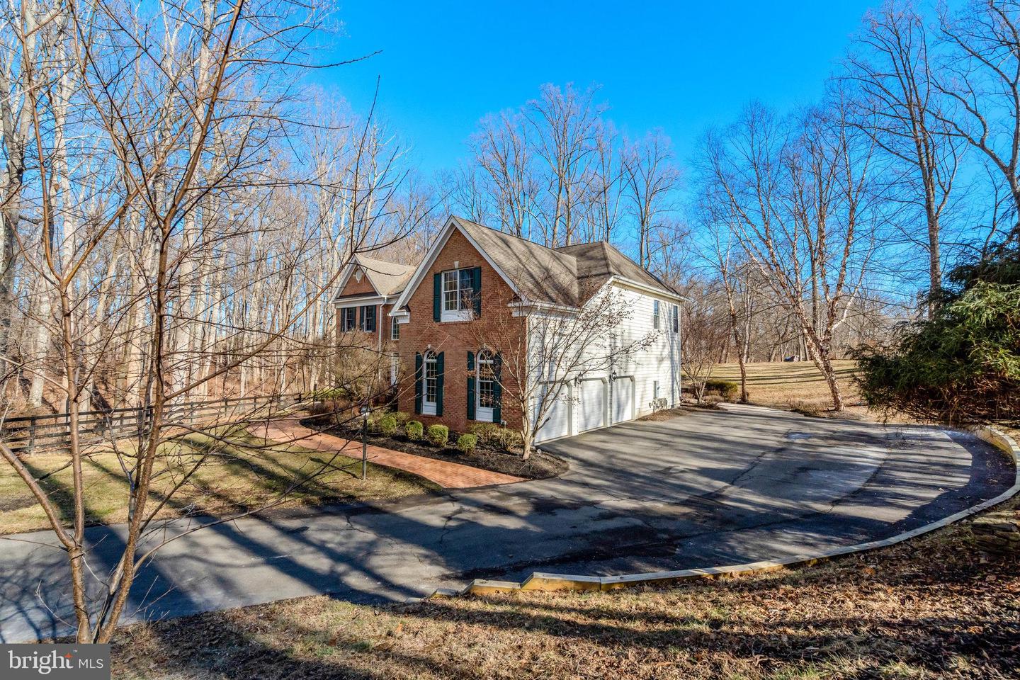 38419 WOODED HOLLOW DR, HAMILTON, Virginia 20158, 4 Bedrooms Bedrooms, ,4 BathroomsBathrooms,Residential,For sale,38419 WOODED HOLLOW DR,VALO2088112 MLS # VALO2088112