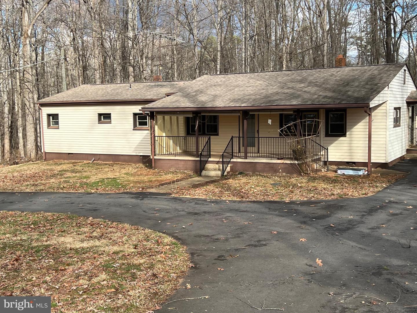 18211 BIRMINGHAM RD, CULPEPER, Virginia 22701, 3 Bedrooms Bedrooms, 6 Rooms Rooms,2 BathroomsBathrooms,Residential,For sale,18211 BIRMINGHAM RD,VACU2009798 MLS # VACU2009798