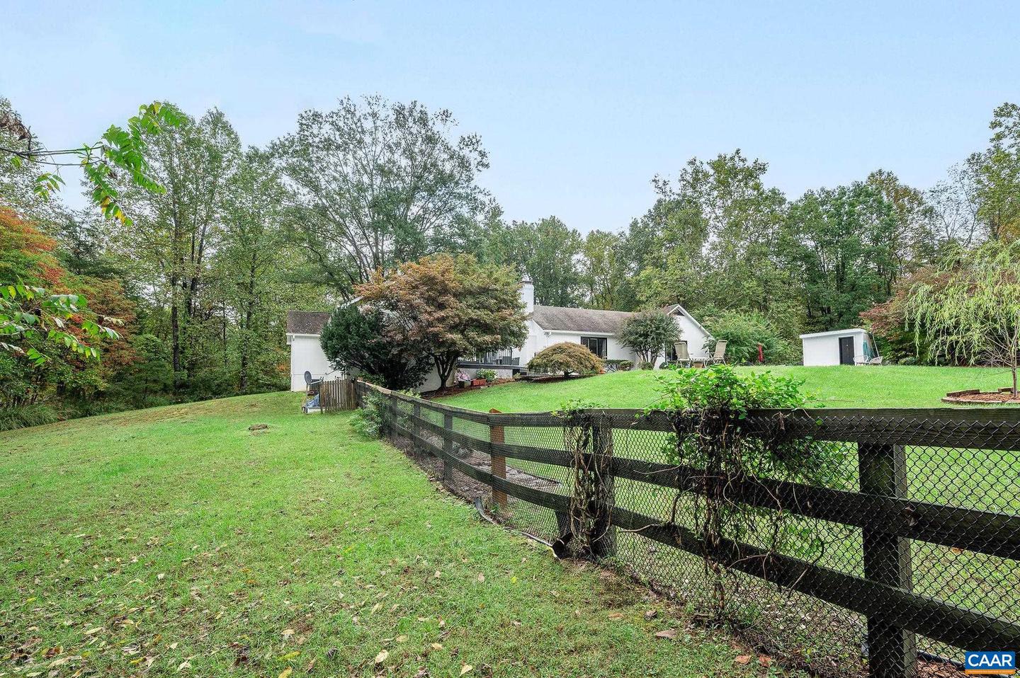 2795 PEA RIDGE RD, CHARLOTTESVILLE, Virginia 22901, 4 Bedrooms Bedrooms, ,2 BathroomsBathrooms,Residential,For sale,2795 PEA RIDGE RD,661034 MLS # 661034