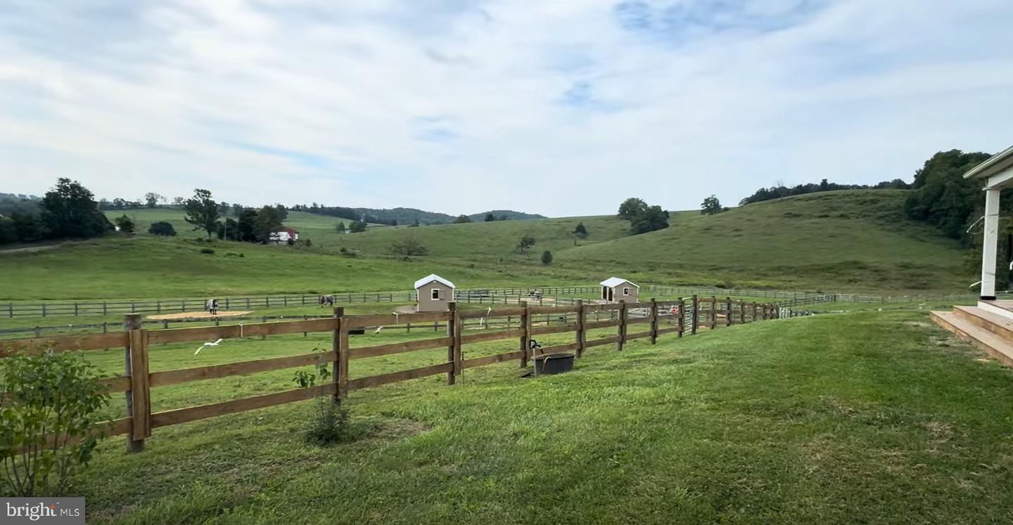 374 FINLEY ROAD, RAPHINE, Virginia 24472, 4 Bedrooms Bedrooms, ,3 BathroomsBathrooms,Residential,For sale,374 FINLEY ROAD,VARB2000068 MLS # VARB2000068