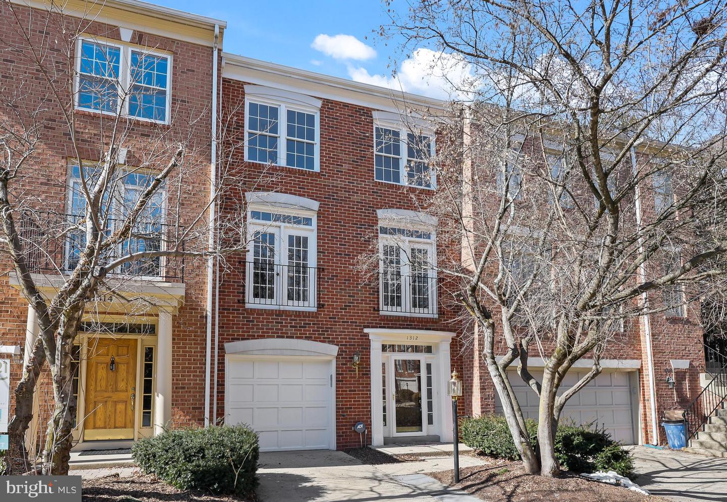 1312 SUNDIAL DR, RESTON, Virginia 20194, 3 Bedrooms Bedrooms, ,2 BathroomsBathrooms,Residential,For sale,1312 SUNDIAL DR,VAFX2223536 MLS # VAFX2223536