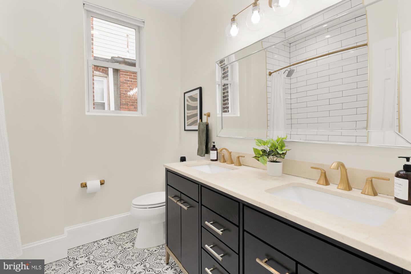 68 U ST NW, WASHINGTON, District Of Columbia 20001, 4 Bedrooms Bedrooms, ,3 BathroomsBathrooms,Residential,For sale,68 U ST NW,DCDC2186552 MLS # DCDC2186552