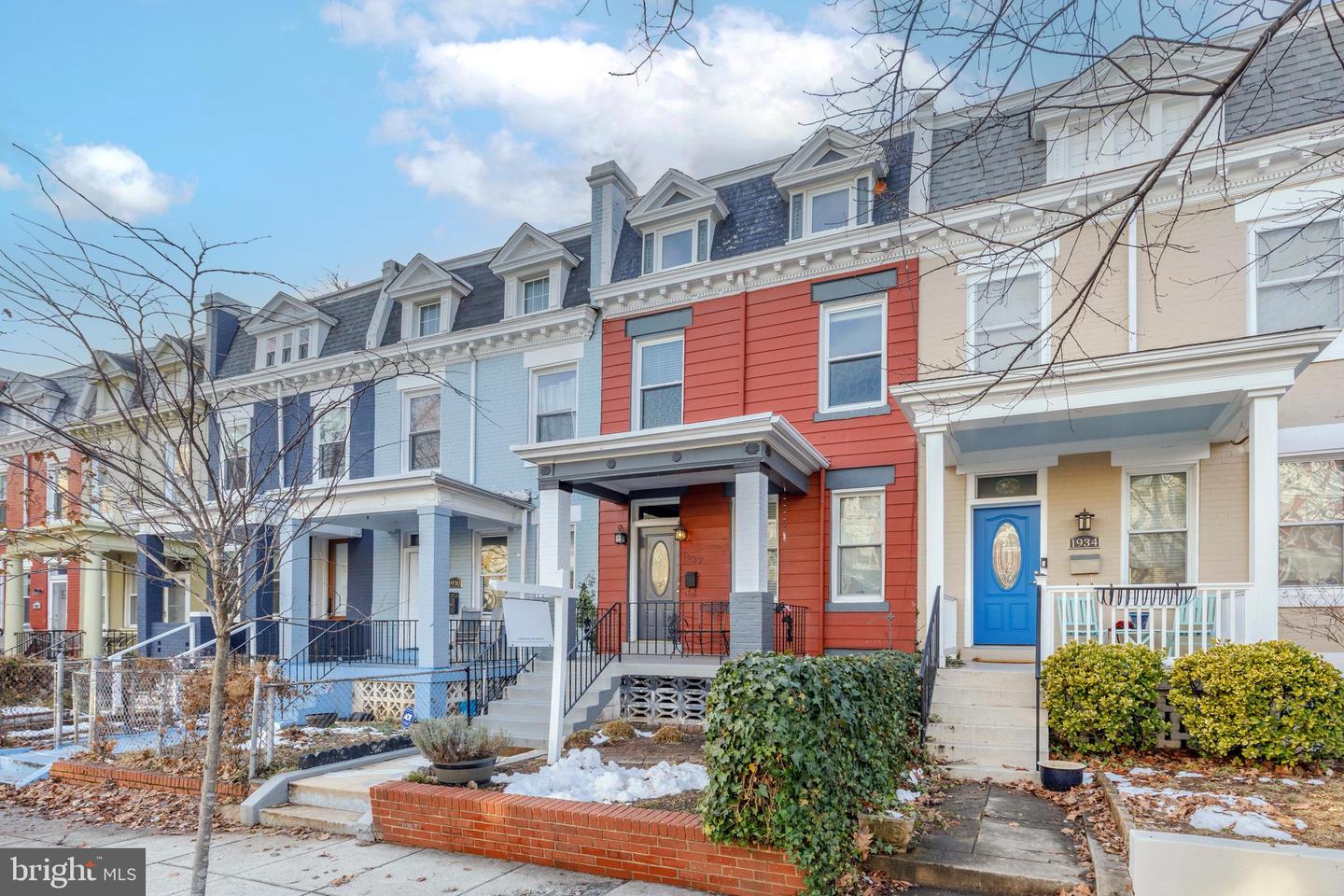 1932 1ST ST NE, WASHINGTON, District Of Columbia 20002, 3 Bedrooms Bedrooms, ,1 BathroomBathrooms,Residential,For sale,1932 1ST ST NE,DCDC2186564 MLS # DCDC2186564