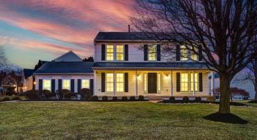 20746 RUFFSDALE CT, ASHBURN, Virginia 20147, 4 Bedrooms Bedrooms, ,3 BathroomsBathrooms,Residential,For sale,20746 RUFFSDALE CT,VALO2087694 MLS # VALO2087694