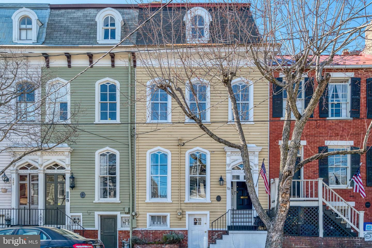 321 S PITT ST, ALEXANDRIA, Virginia 22314, 3 Bedrooms Bedrooms, ,4 BathroomsBathrooms,Residential,For sale,321 S PITT ST,VAAX2041820 MLS # VAAX2041820