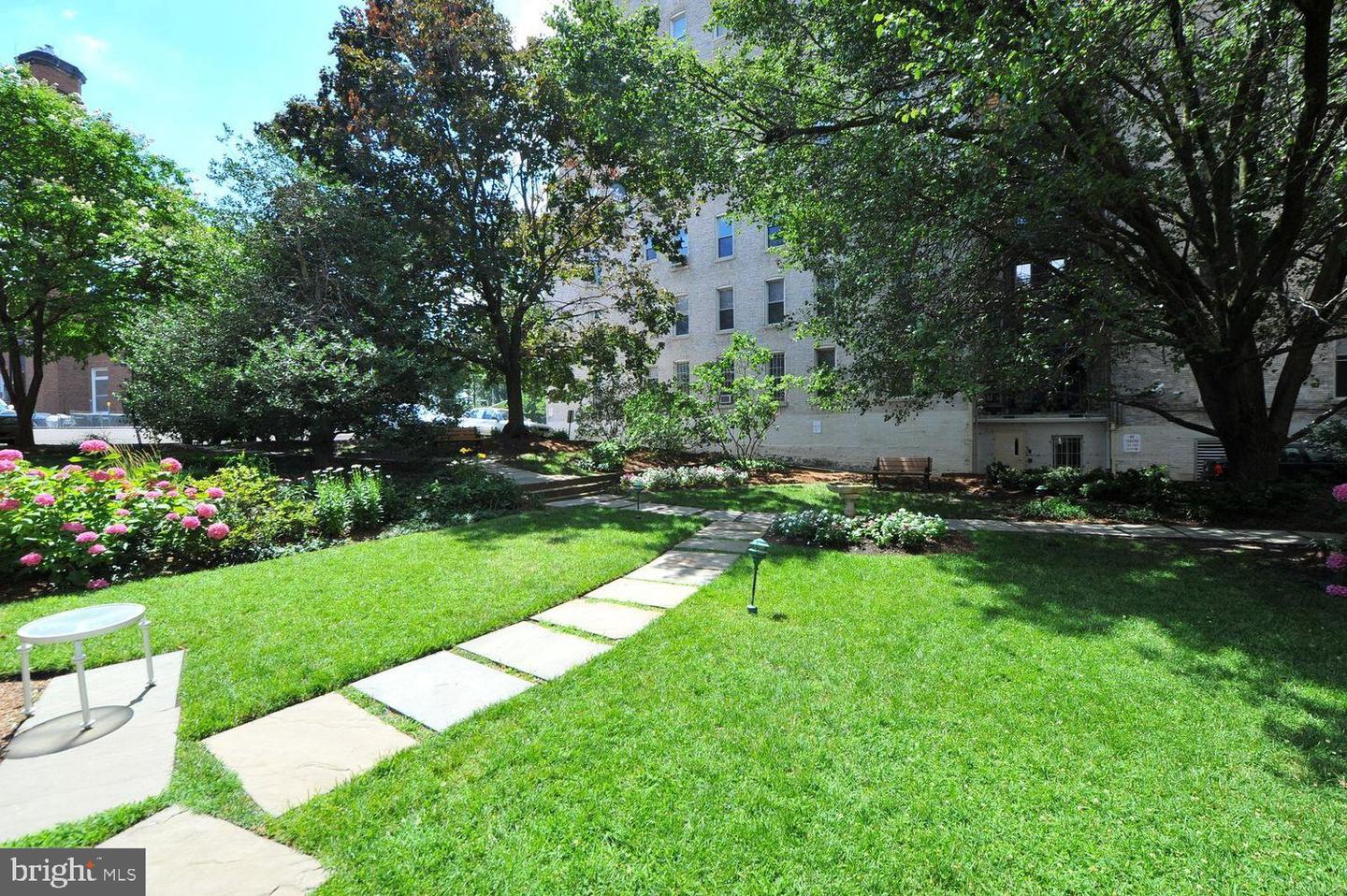 2022 COLUMBIA RD NW #102, WASHINGTON, District Of Columbia 20009, 2 Bedrooms Bedrooms, ,2 BathroomsBathrooms,Residential,For sale,2022 COLUMBIA RD NW #102,DCDC2185710 MLS # DCDC2185710