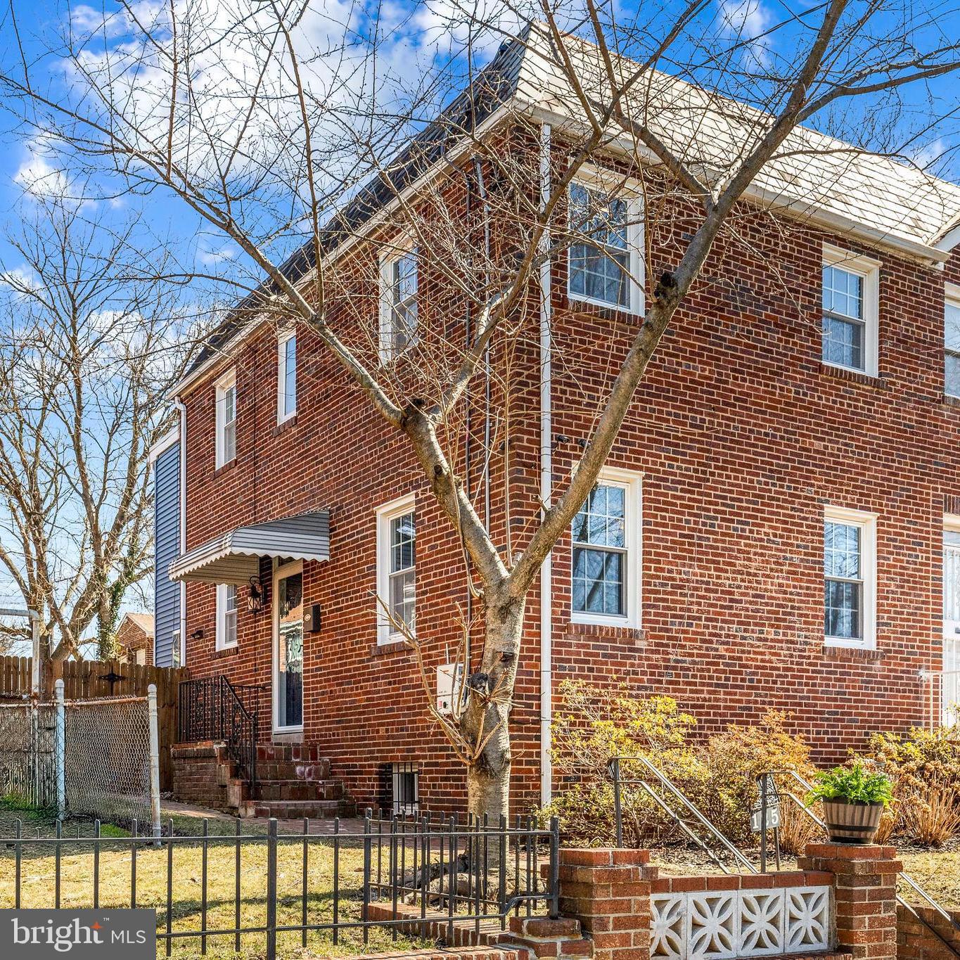125 46TH PL NE, WASHINGTON, District Of Columbia 20019, 3 Bedrooms Bedrooms, ,2 BathroomsBathrooms,Residential,For sale,125 46TH PL NE,DCDC2185950 MLS # DCDC2185950