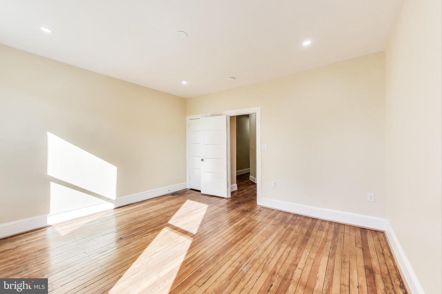 3115 WARDER ST NW, WASHINGTON, District Of Columbia 20010, 3 Bedrooms Bedrooms, ,1 BathroomBathrooms,Residential,For sale,3115 WARDER ST NW,DCDC2186000 MLS # DCDC2186000