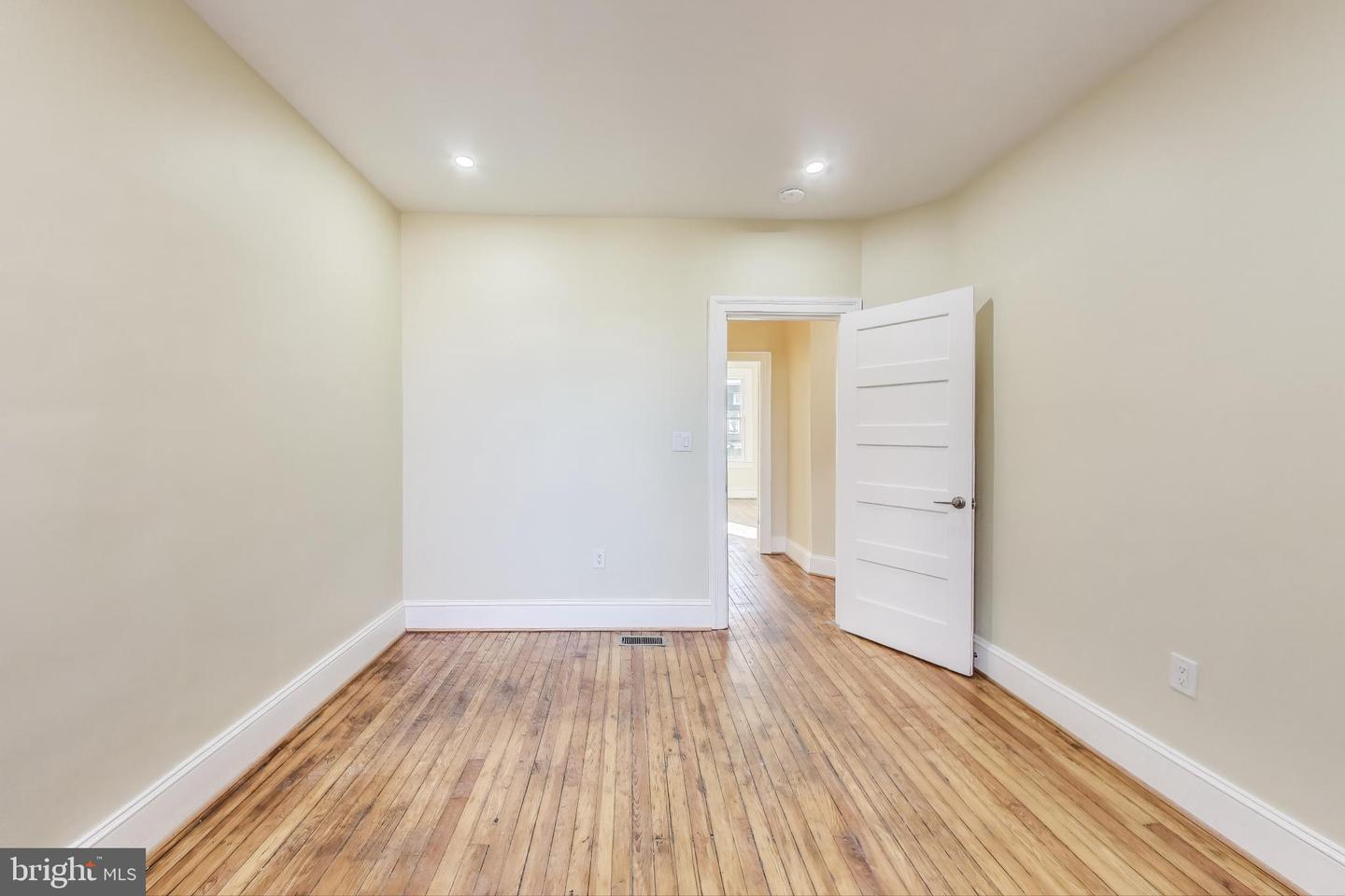 3115 WARDER ST NW, WASHINGTON, District Of Columbia 20010, 3 Bedrooms Bedrooms, ,1 BathroomBathrooms,Residential,For sale,3115 WARDER ST NW,DCDC2186000 MLS # DCDC2186000