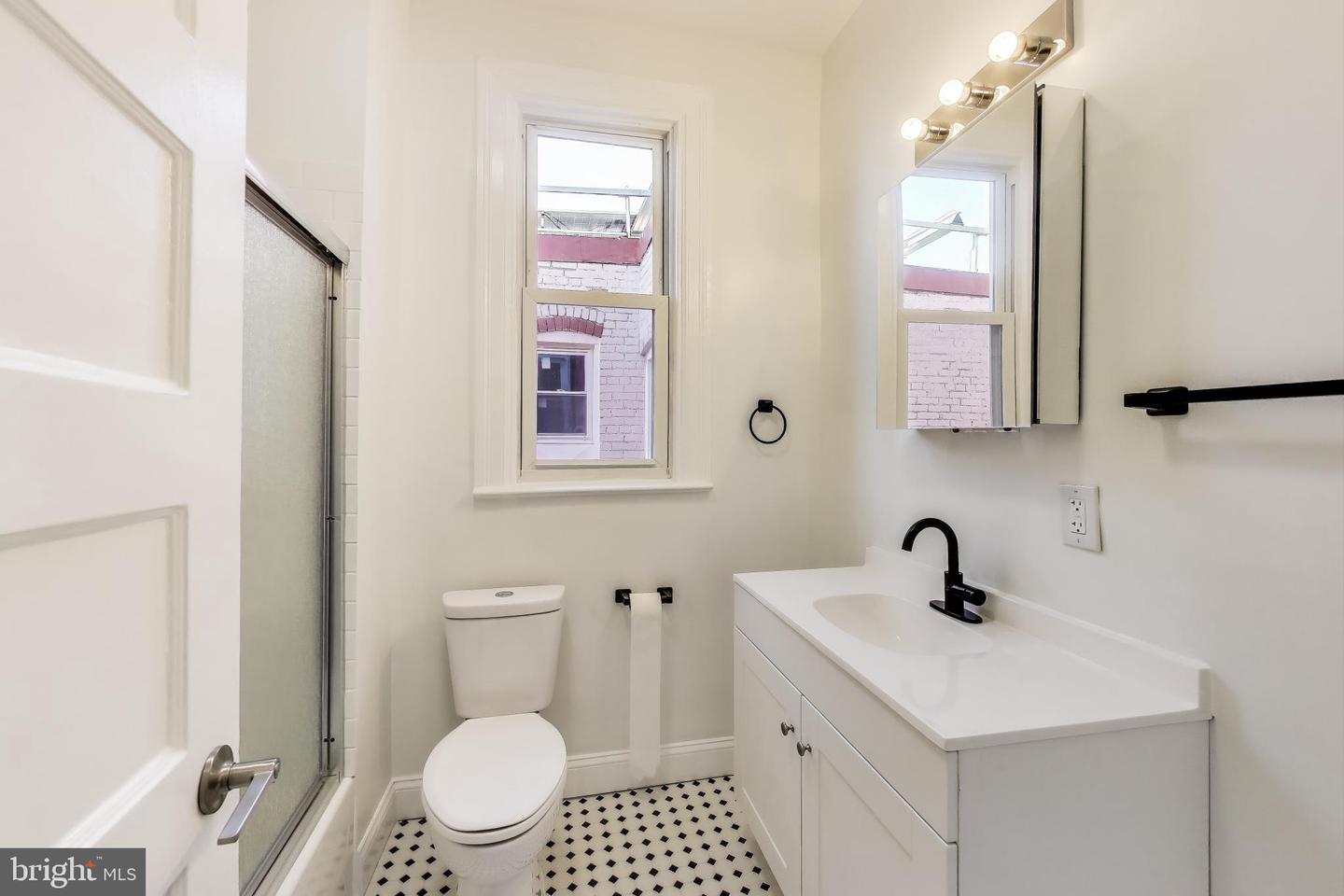 3115 WARDER ST NW, WASHINGTON, District Of Columbia 20010, 3 Bedrooms Bedrooms, ,1 BathroomBathrooms,Residential,For sale,3115 WARDER ST NW,DCDC2186000 MLS # DCDC2186000
