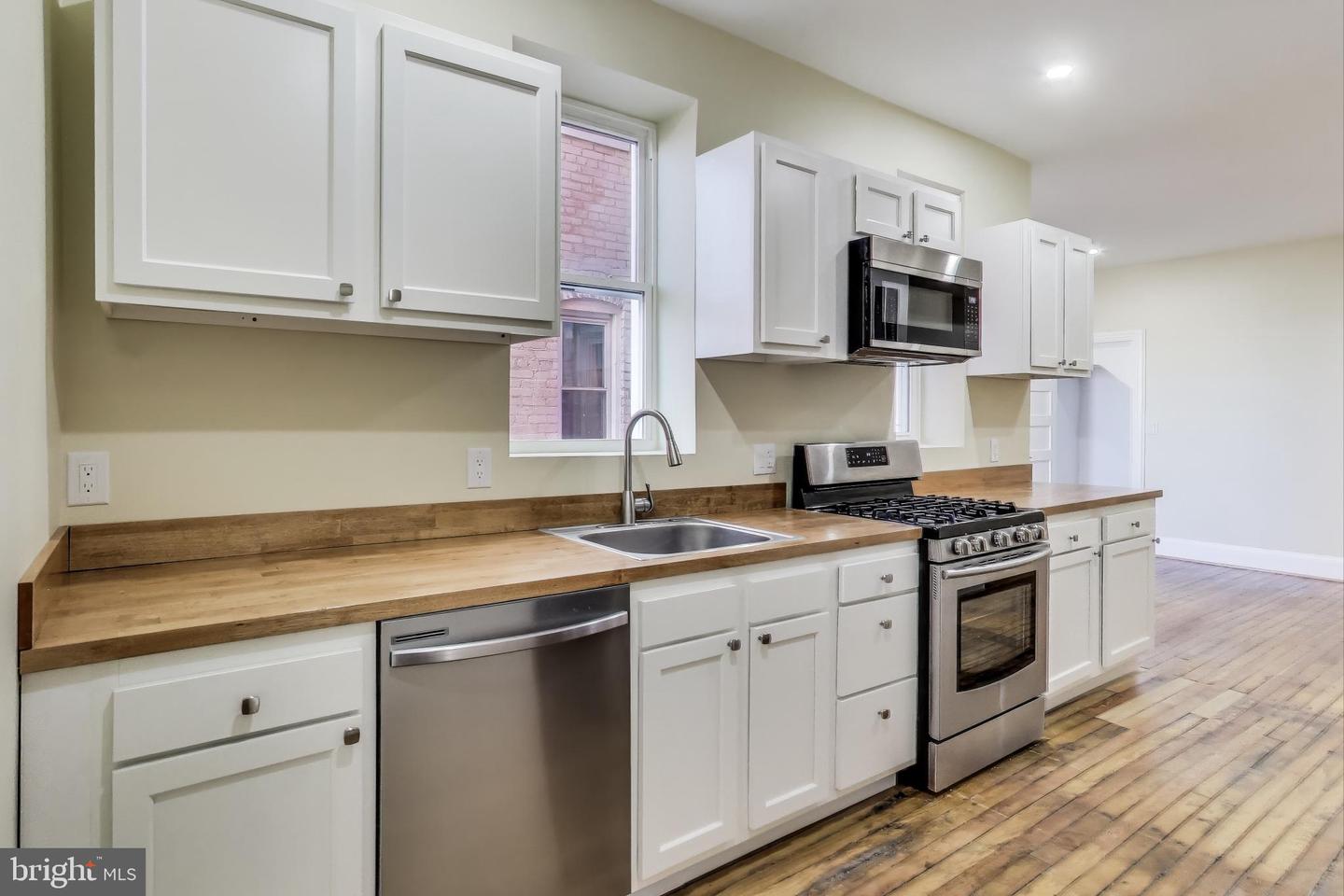 3115 WARDER ST NW, WASHINGTON, District Of Columbia 20010, 3 Bedrooms Bedrooms, ,1 BathroomBathrooms,Residential,For sale,3115 WARDER ST NW,DCDC2186000 MLS # DCDC2186000