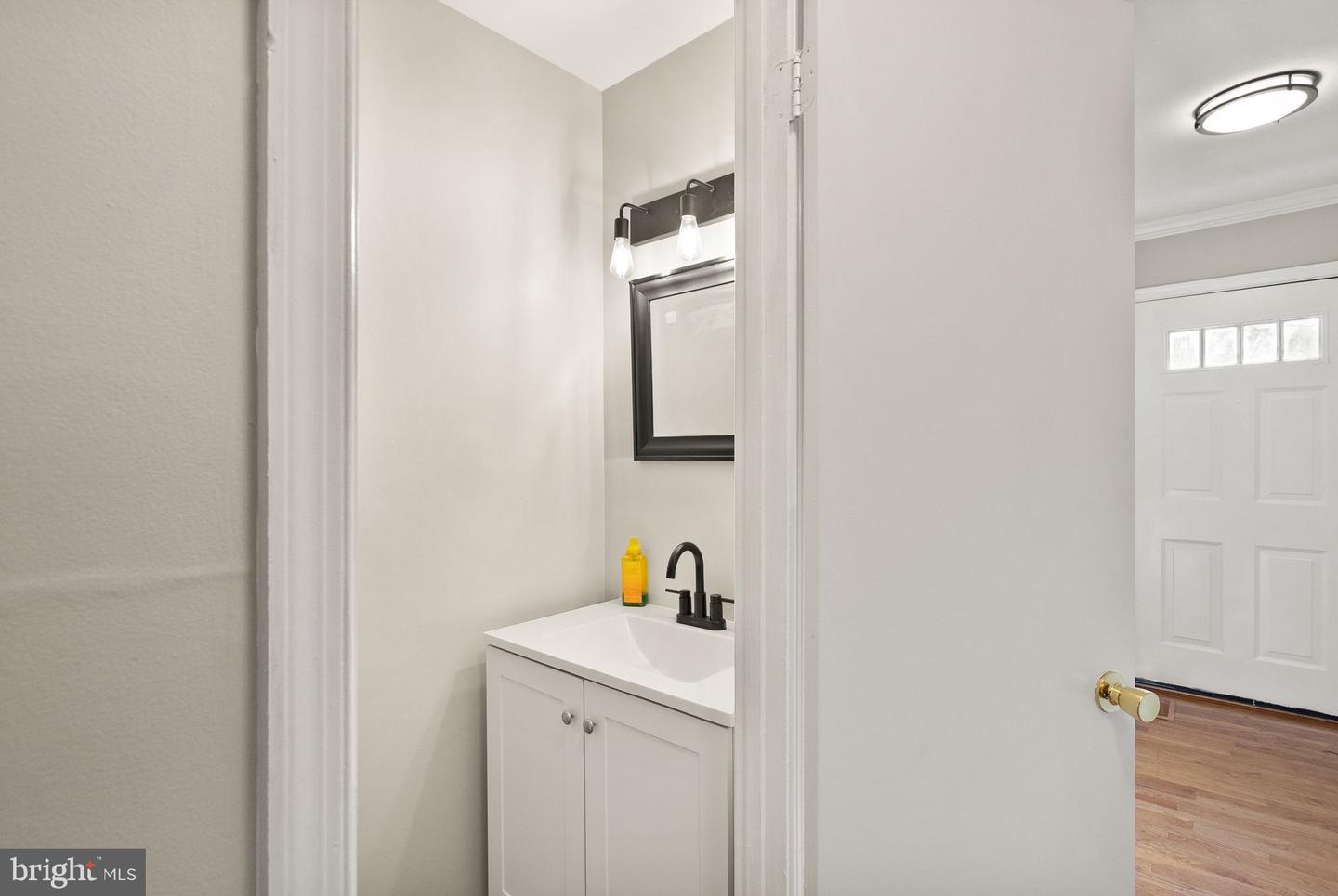 1952 MARINER LN, WOODBRIDGE, Virginia 22192, 3 Bedrooms Bedrooms, ,3 BathroomsBathrooms,Residential,For sale,1952 MARINER LN,VAPW2088104 MLS # VAPW2088104