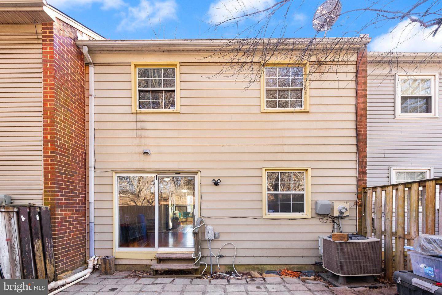 1952 MARINER LN, WOODBRIDGE, Virginia 22192, 3 Bedrooms Bedrooms, ,3 BathroomsBathrooms,Residential,For sale,1952 MARINER LN,VAPW2088104 MLS # VAPW2088104