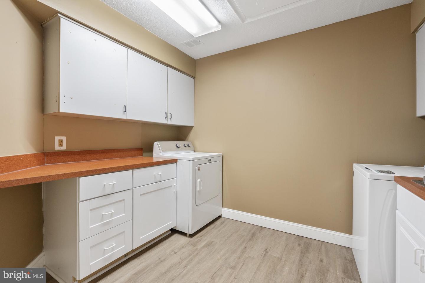 1230 CONGRESS ST SE, WASHINGTON, District Of Columbia 20032, 6 Bedrooms Bedrooms, ,2 BathroomsBathrooms,Residential,For sale,1230 CONGRESS ST SE,DCDC2186140 MLS # DCDC2186140