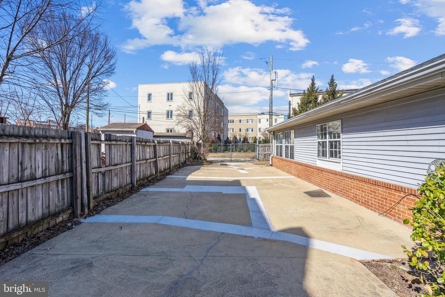 1230 CONGRESS ST SE, WASHINGTON, District Of Columbia 20032, 6 Bedrooms Bedrooms, ,2 BathroomsBathrooms,Residential,For sale,1230 CONGRESS ST SE,DCDC2186140 MLS # DCDC2186140