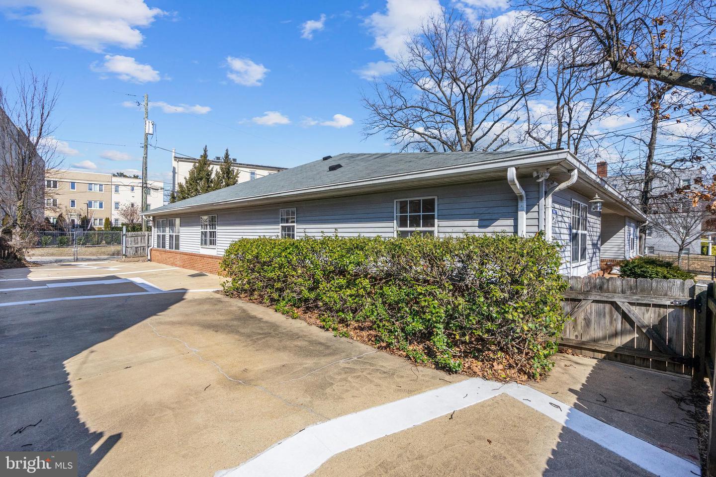 1230 CONGRESS ST SE, WASHINGTON, District Of Columbia 20032, 6 Bedrooms Bedrooms, ,2 BathroomsBathrooms,Residential,For sale,1230 CONGRESS ST SE,DCDC2186140 MLS # DCDC2186140