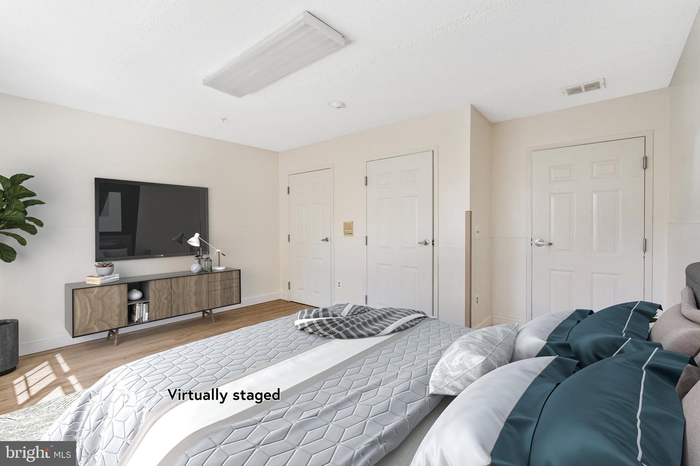 1230 CONGRESS ST SE, WASHINGTON, District Of Columbia 20032, 6 Bedrooms Bedrooms, ,2 BathroomsBathrooms,Residential,For sale,1230 CONGRESS ST SE,DCDC2186140 MLS # DCDC2186140