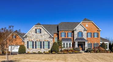 1627 ADMIRALS HILL CT, VIENNA, Virginia 22182, 5 Bedrooms Bedrooms, ,5 BathroomsBathrooms,Residential,For sale,1627 ADMIRALS HILL CT,VAFX2223256 MLS # VAFX2223256