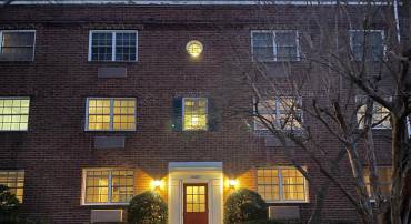 1622 W ABINGDON DR #102, ALEXANDRIA, Virginia 22314, 1 Bedroom Bedrooms, ,1 BathroomBathrooms,Residential,For sale,1622 W ABINGDON DR #102,VAAX2042052 MLS # VAAX2042052