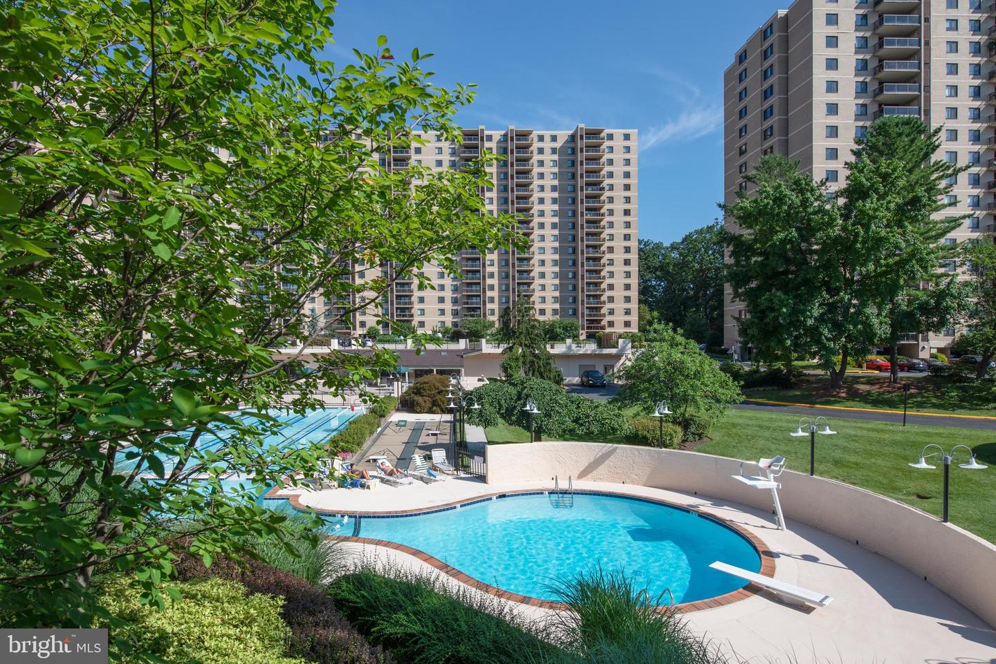 307 YOAKUM PKWY #1107, ALEXANDRIA, Virginia 22304, 2 Bedrooms Bedrooms, ,2 BathroomsBathrooms,Residential,For sale,307 YOAKUM PKWY #1107,VAAX2042086 MLS # VAAX2042086