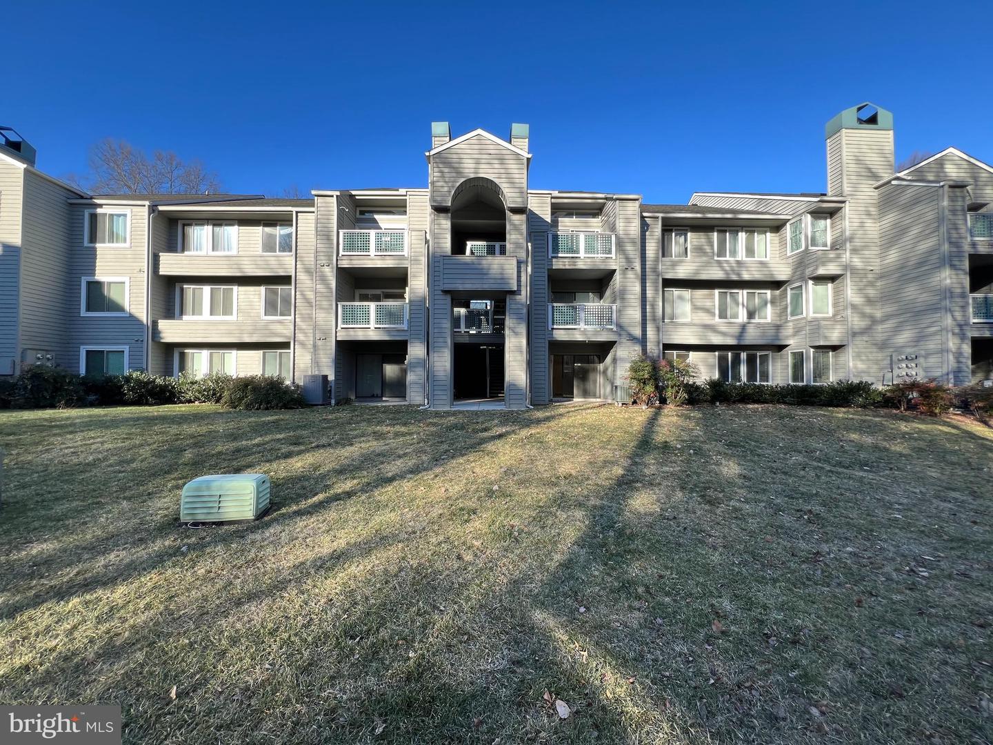 11715-C SUMMERCHASE CIR, RESTON, Virginia 20194, 1 Bedroom Bedrooms, ,1 BathroomBathrooms,Residential,For sale,11715-C SUMMERCHASE CIR,VAFX2223746 MLS # VAFX2223746