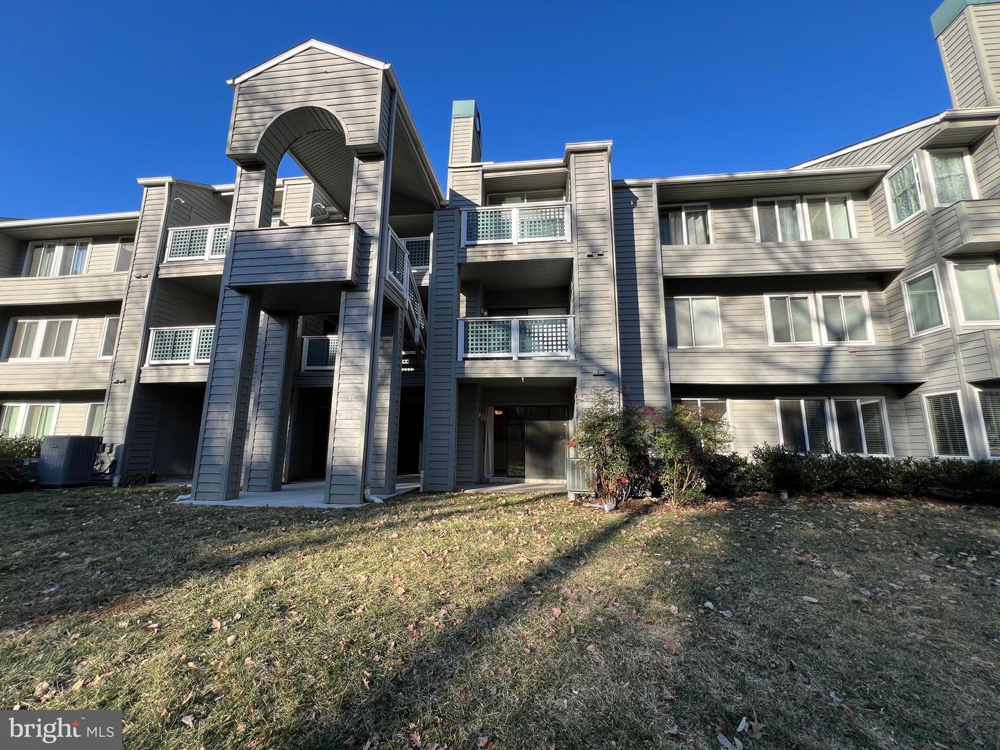 11715-C SUMMERCHASE CIR, RESTON, Virginia 20194, 1 Bedroom Bedrooms, ,1 BathroomBathrooms,Residential,For sale,11715-C SUMMERCHASE CIR,VAFX2223746 MLS # VAFX2223746