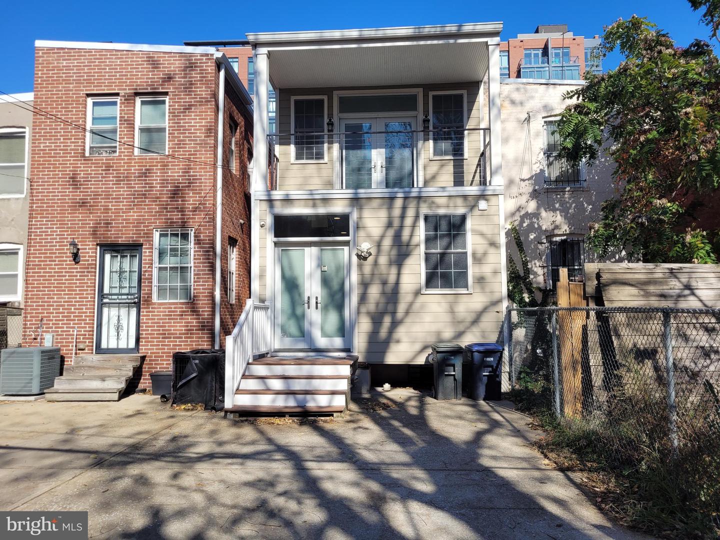 211 K ST NE, WASHINGTON, District Of Columbia 20002, ,Residential,For sale,211 K ST NE,DCDC2186800 MLS # DCDC2186800