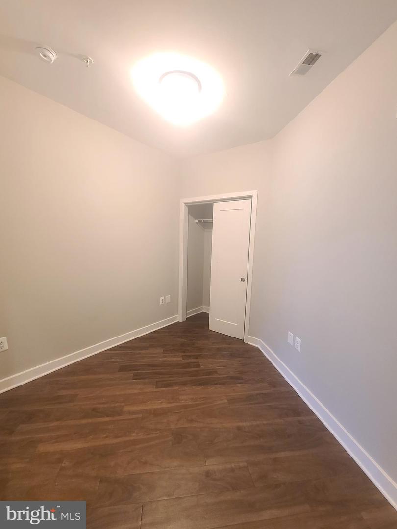 989 S BUCHANAN ST #208, ARLINGTON, Virginia 22204, 1 Bedroom Bedrooms, ,1 BathroomBathrooms,Residential,For sale,989 S BUCHANAN ST #208,VAAR2053834 MLS # VAAR2053834