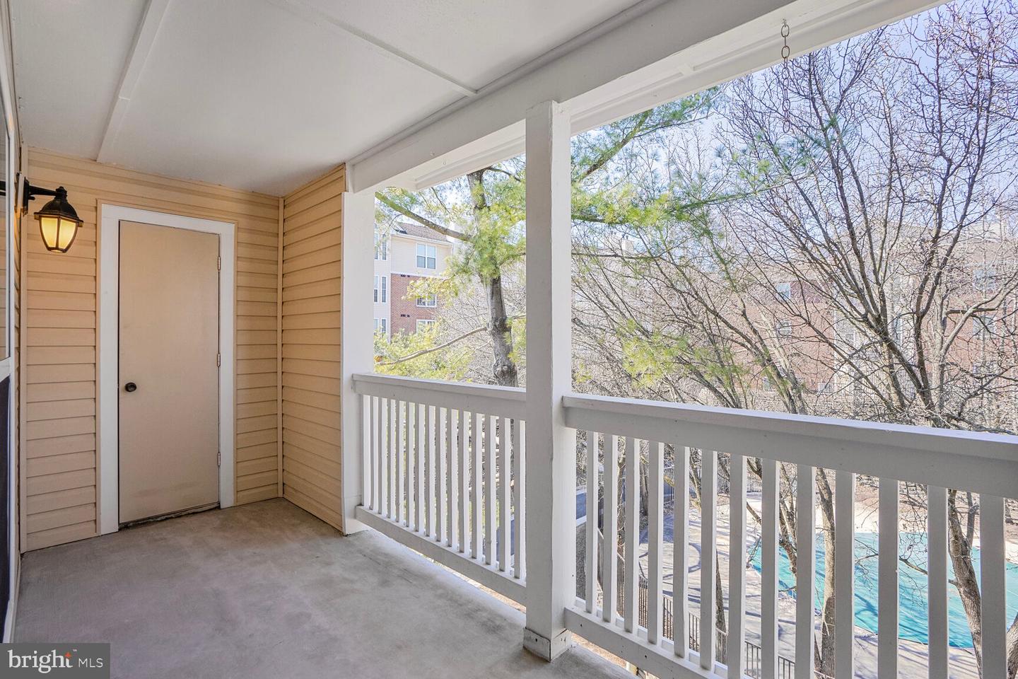 1504 LINCOLN WAY #315, MCLEAN, Virginia 22102, 2 Bedrooms Bedrooms, ,2 BathroomsBathrooms,Residential,For sale,1504 LINCOLN WAY #315,VAFX2223974 MLS # VAFX2223974