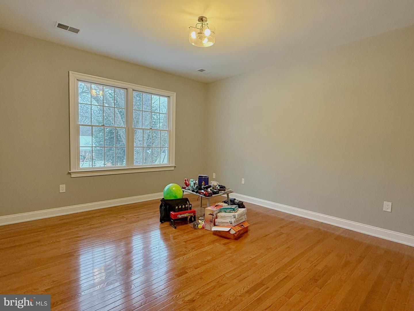 4020 N RANDOLPH ST, ARLINGTON, Virginia 22207, 5 Bedrooms Bedrooms, ,4 BathroomsBathrooms,Residential,For sale,4020 N RANDOLPH ST,VAAR2053842 MLS # VAAR2053842