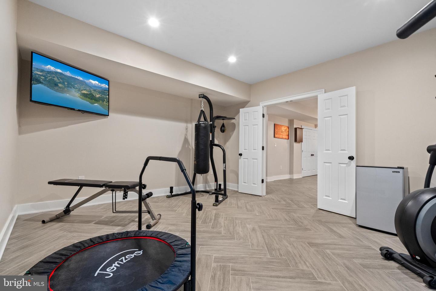 4020 N RANDOLPH ST, ARLINGTON, Virginia 22207, 5 Bedrooms Bedrooms, ,4 BathroomsBathrooms,Residential,For sale,4020 N RANDOLPH ST,VAAR2053842 MLS # VAAR2053842