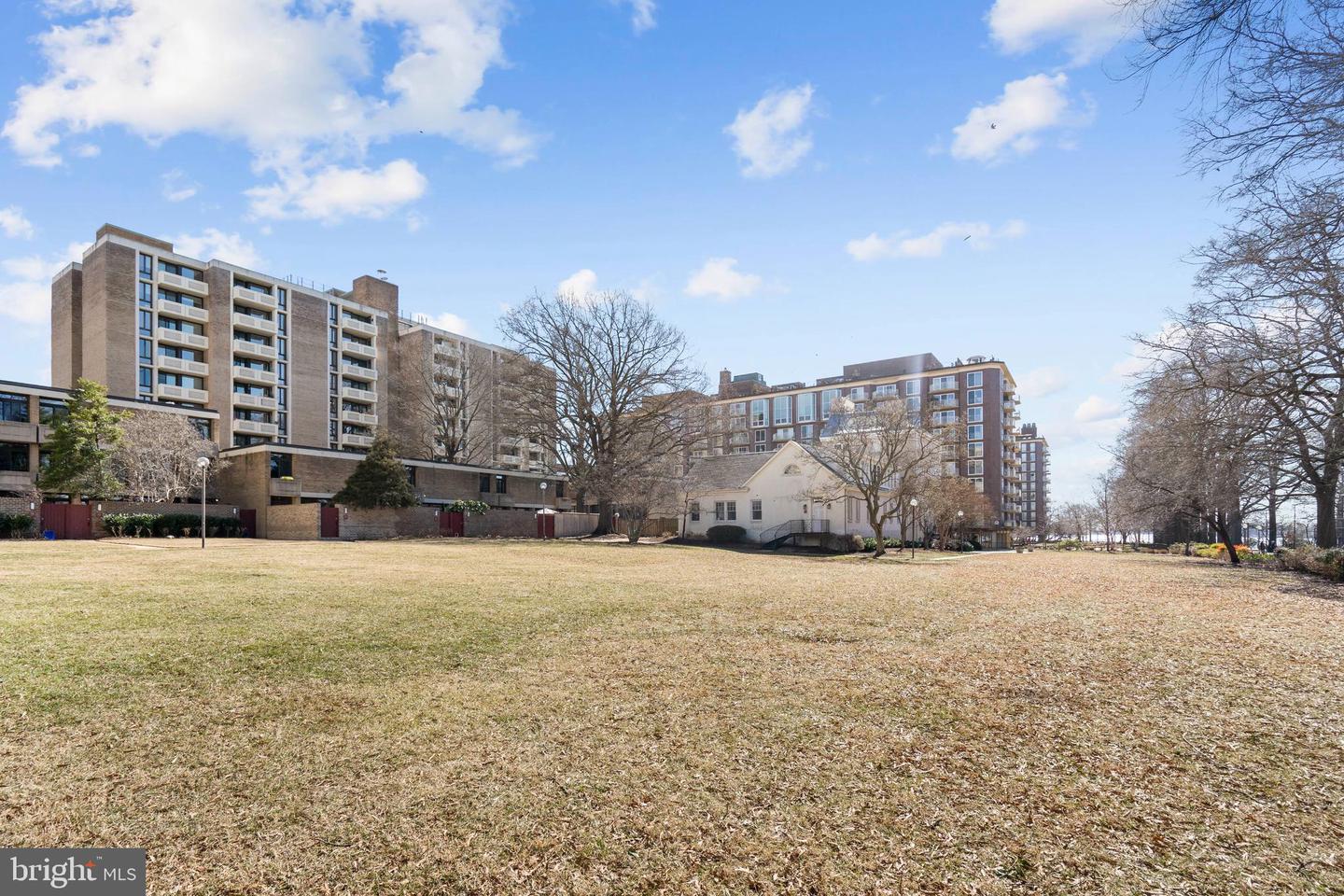 447 N ST SW, WASHINGTON, District Of Columbia 20024, 2 Bedrooms Bedrooms, ,2 BathroomsBathrooms,Residential,For sale,447 N ST SW,DCDC2186880 MLS # DCDC2186880