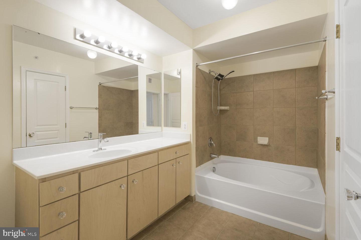 616 E ST NW #720, WASHINGTON, District Of Columbia 20004, 1 Bedroom Bedrooms, ,1 BathroomBathrooms,Residential,For sale,616 E ST NW #720,DCDC2186906 MLS # DCDC2186906