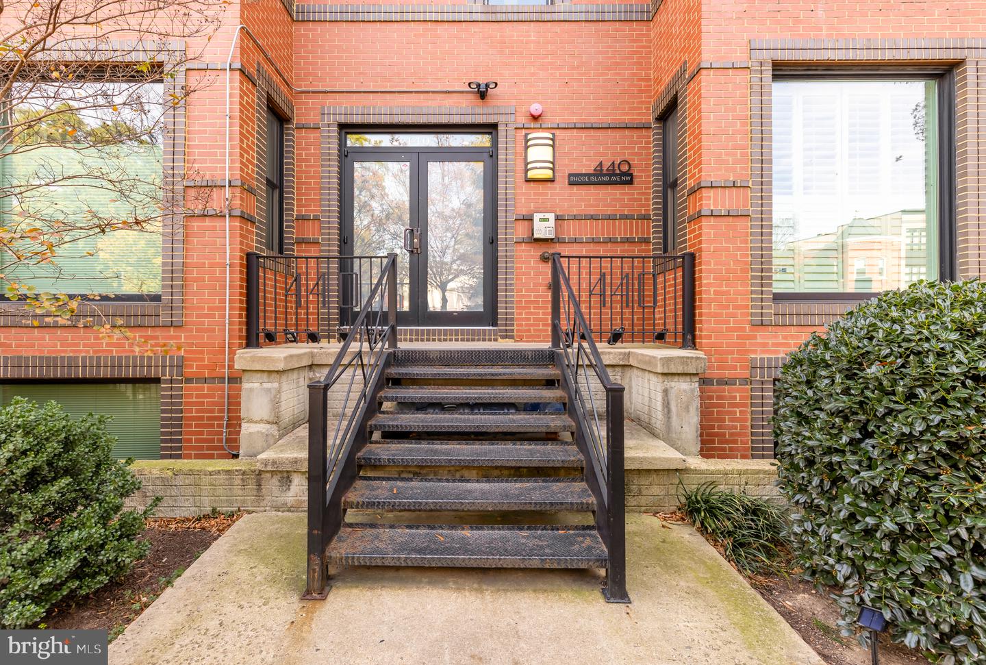 440 RHODE ISLAND AVE NW #204, WASHINGTON, District Of Columbia 20001, 2 Bedrooms Bedrooms, 5 Rooms Rooms,2 BathroomsBathrooms,Residential,For sale,440 RHODE ISLAND AVE NW #204,DCDC2184746 MLS # DCDC2184746