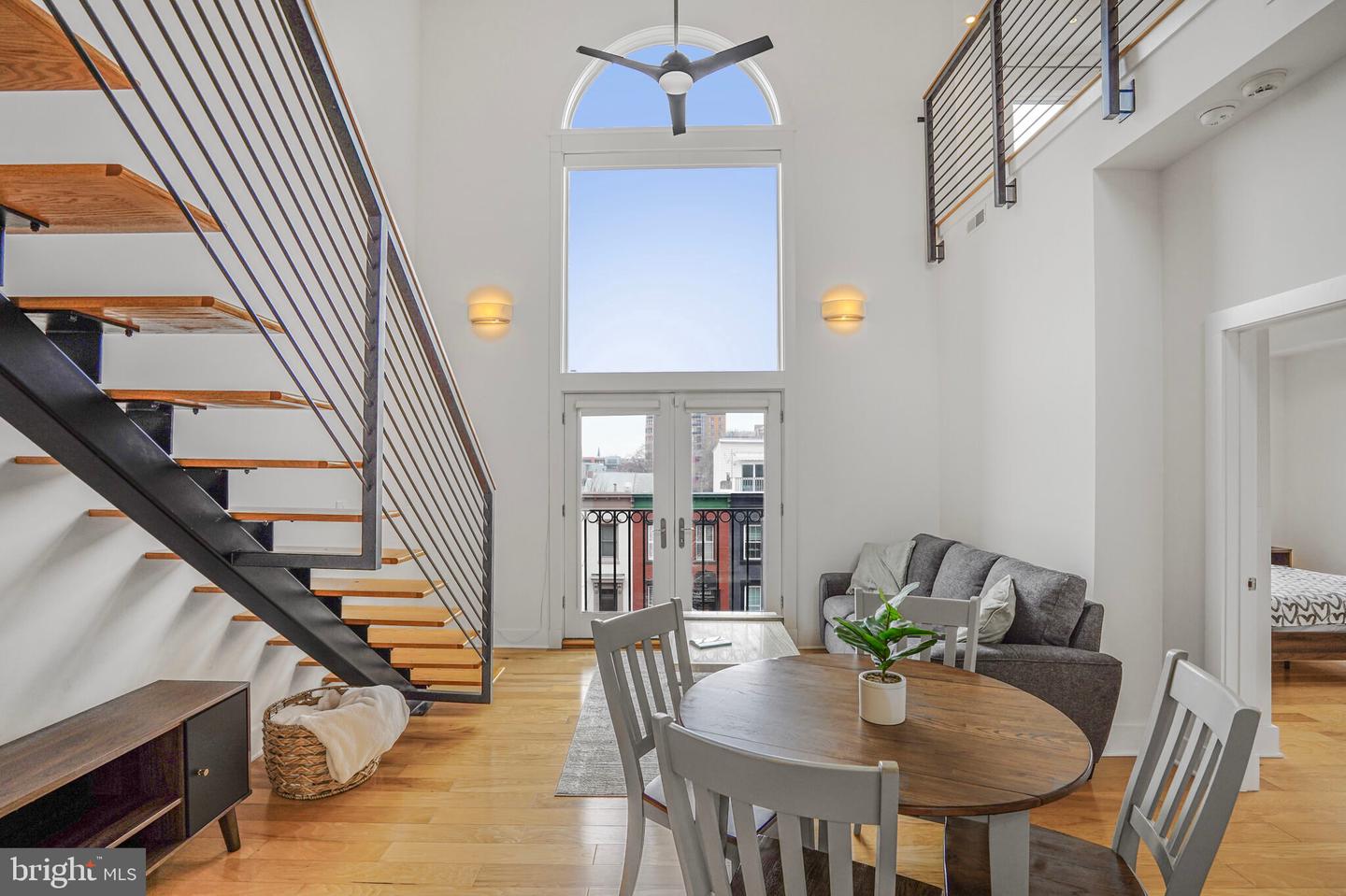 449 R ST NW #301, WASHINGTON, District Of Columbia 20001, 2 Bedrooms Bedrooms, 4 Rooms Rooms,2 BathroomsBathrooms,Residential,For sale,449 R ST NW #301,DCDC2185718 MLS # DCDC2185718