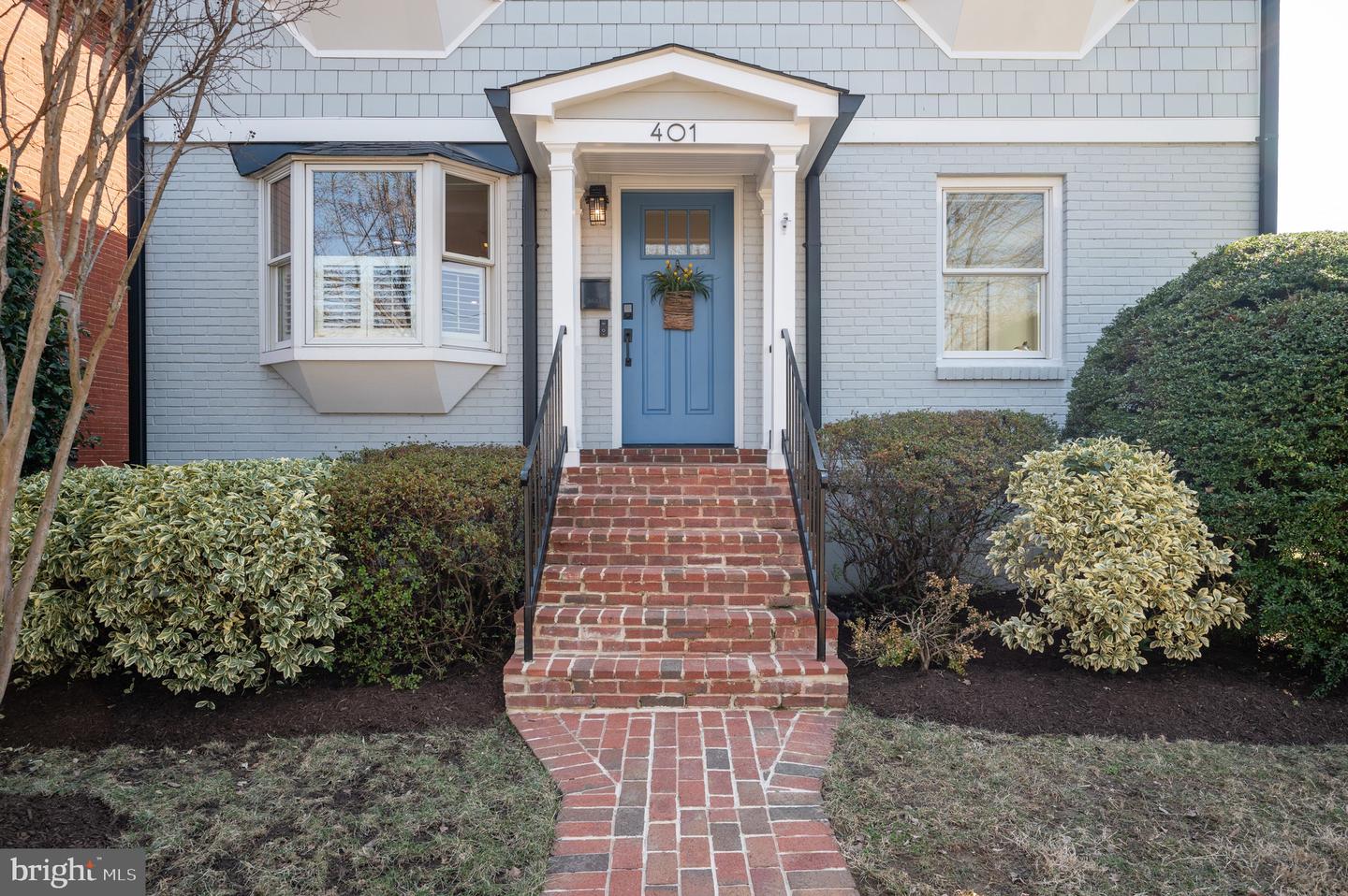 401 E CUSTIS AVE, ALEXANDRIA, Virginia 22301, 4 Bedrooms Bedrooms, ,4 BathroomsBathrooms,Residential,For sale,401 E CUSTIS AVE,VAAX2042204 MLS # VAAX2042204