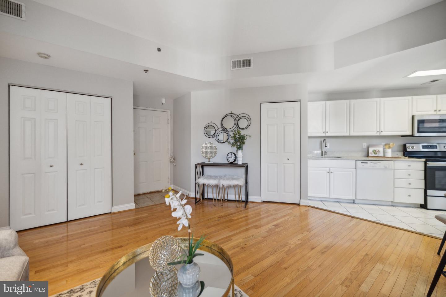 1621 T ST NW #307, WASHINGTON, District Of Columbia 20009, 1 Bedroom Bedrooms, 3 Rooms Rooms,1 BathroomBathrooms,Residential,For sale,1621 T ST NW #307,DCDC2143898 MLS # DCDC2143898